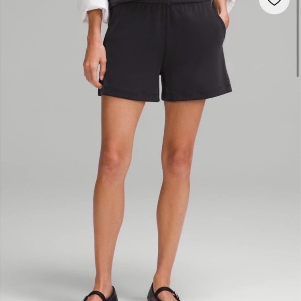 Lululemon softstreme high-rose short